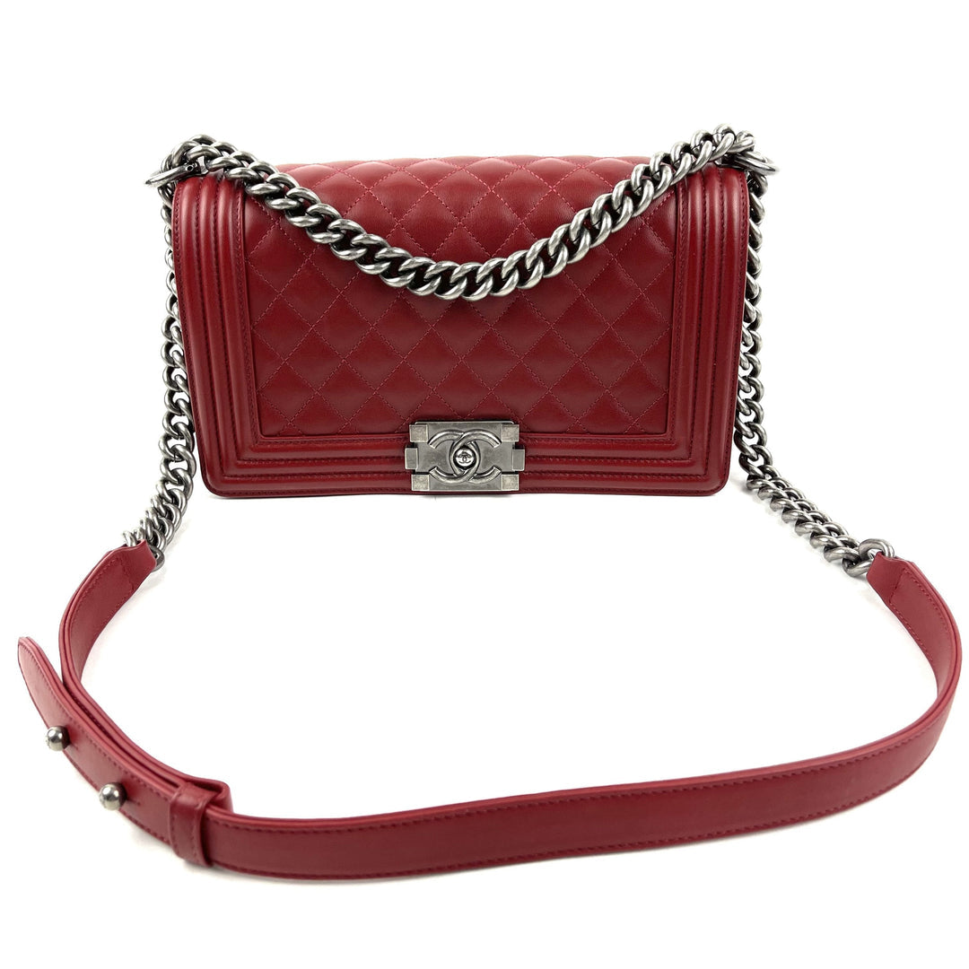 CHANEL Medium Boy Bag - Red