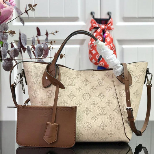 Louis Vuitton HINA PM