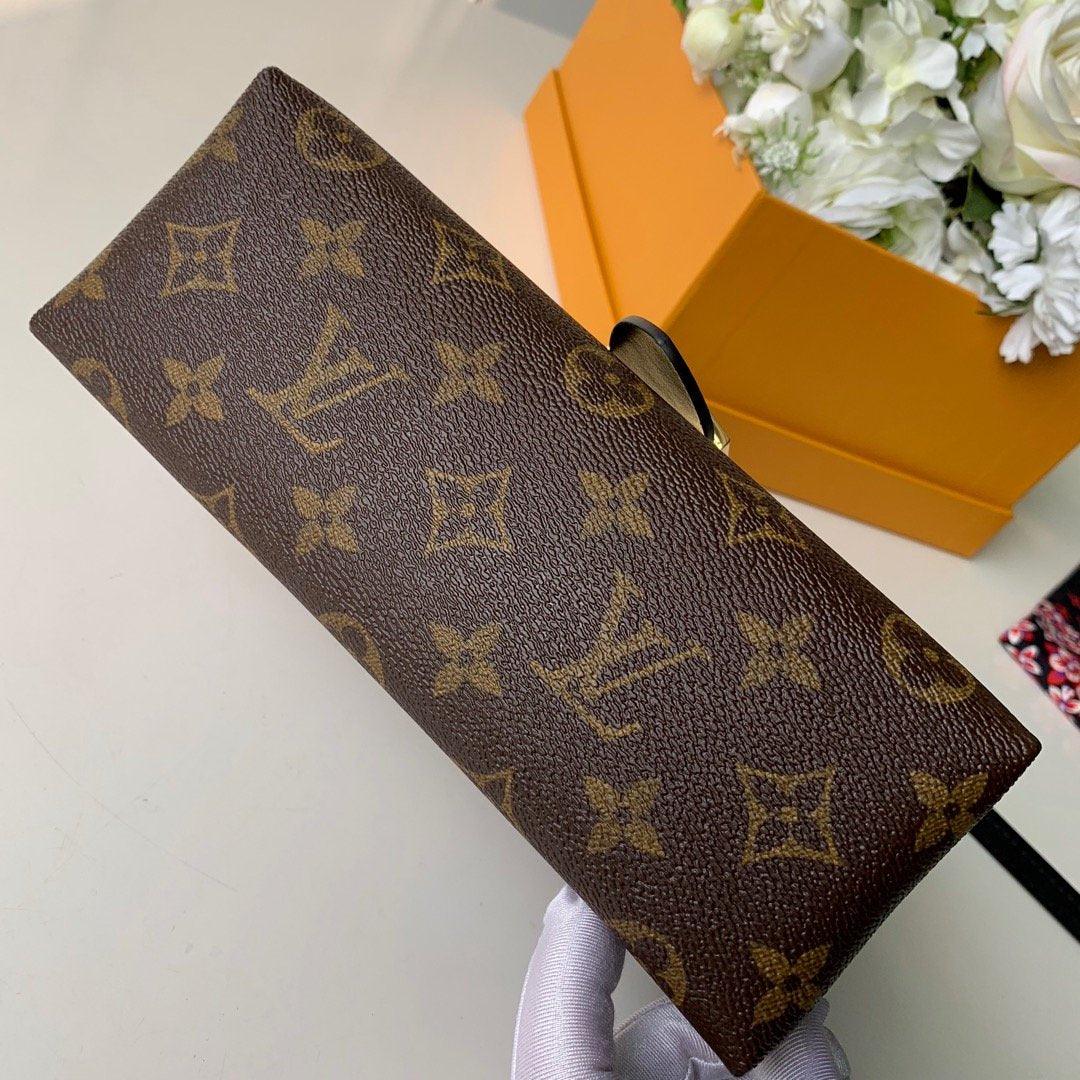 Louis Vuitton LOCKY BB Bag