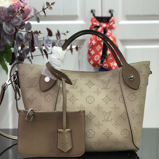 Louis Vuitton HINA PM