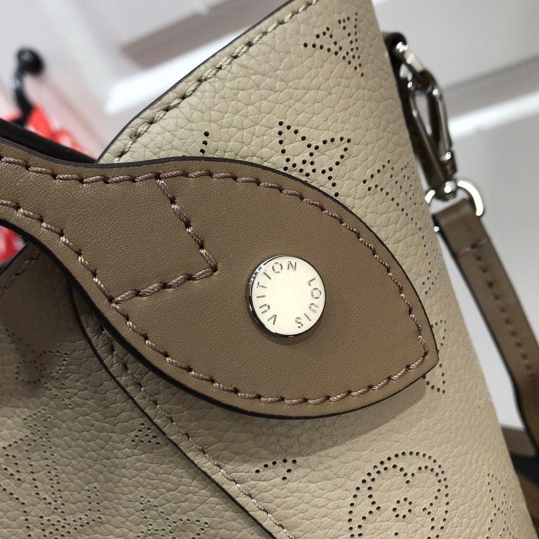 Louis Vuitton HINA PM