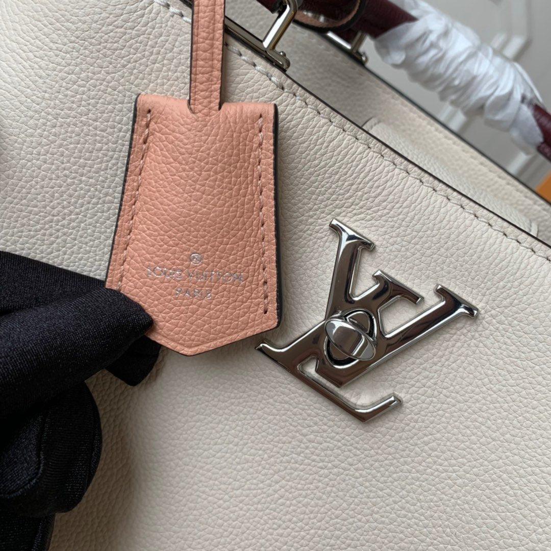 Louis Vuitton LOCKME DAY BAG