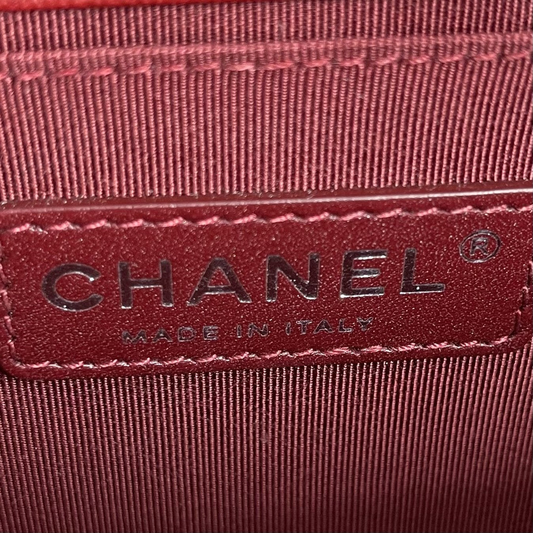 CHANEL Medium Boy Bag - Red