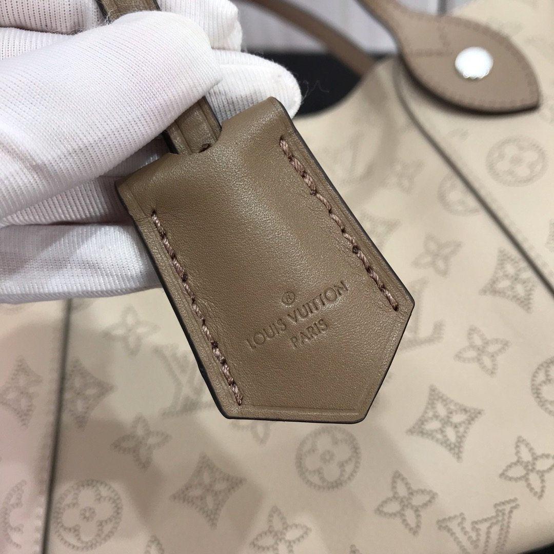 Louis Vuitton HINA PM