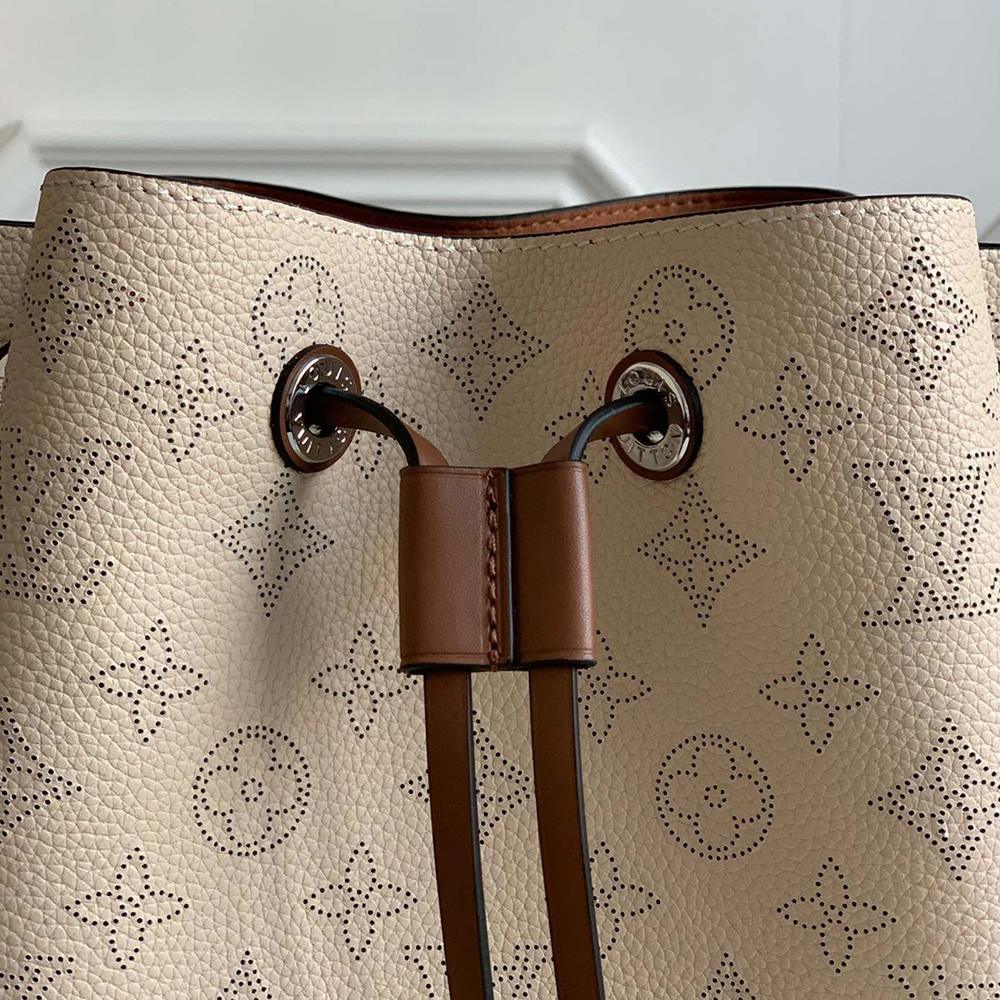 Louis Vuitton MURIA