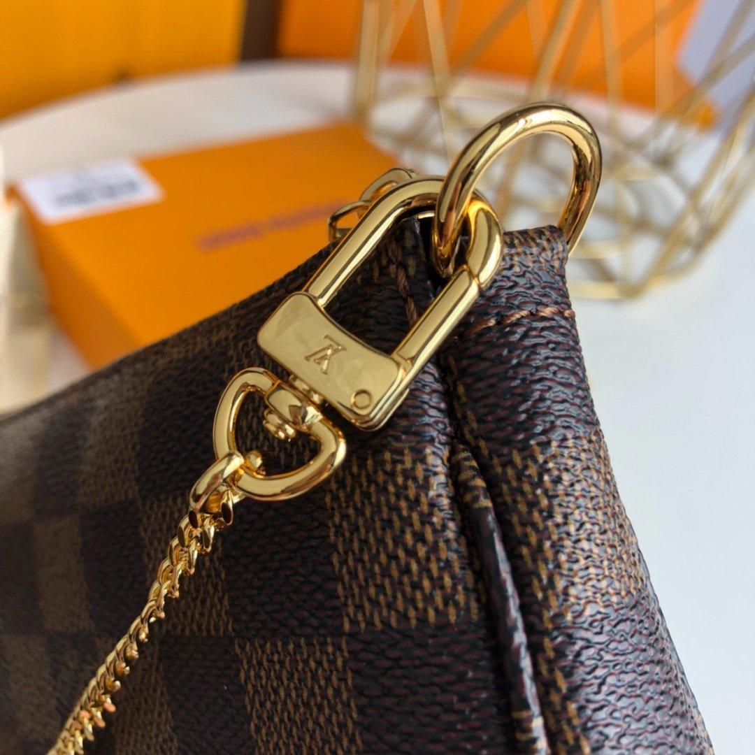 Louis Vuitton mini pochette accessoires Damier Azur