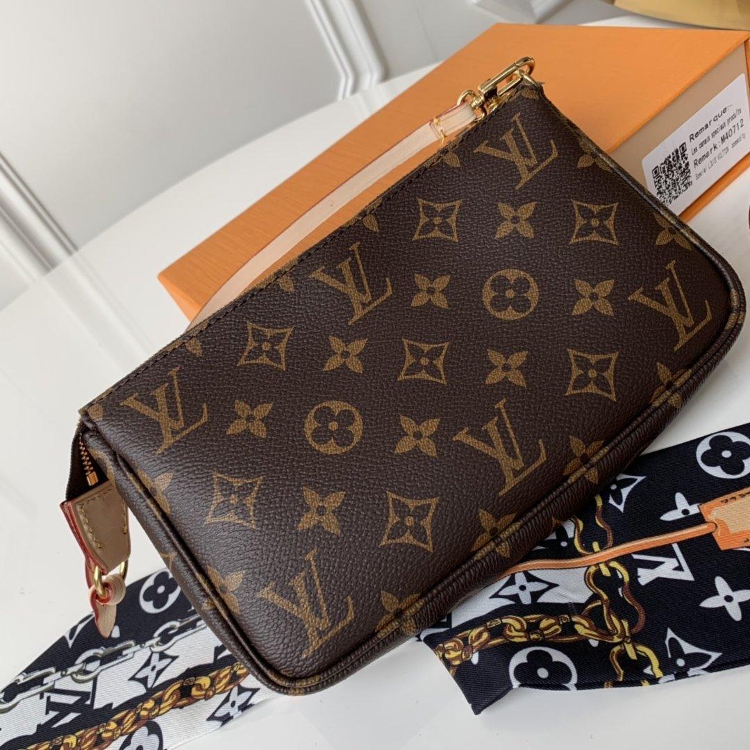 Louis Vuitton POCHETTE ACCESSOIRES