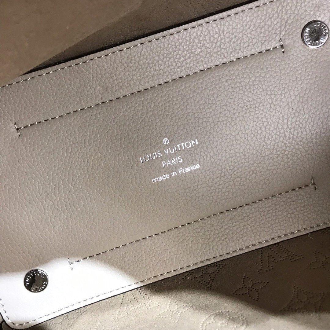 Louis Vuitton HINA PM