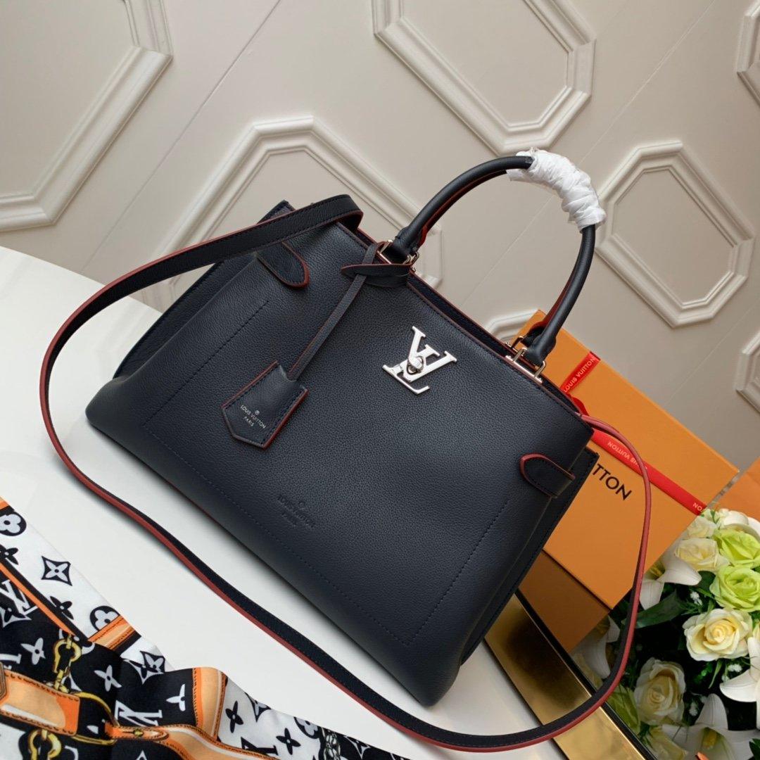 Louis Vuitton LOCKME DAY BAG