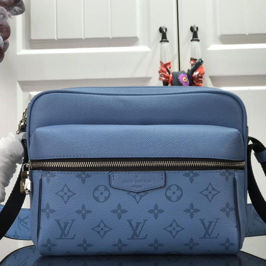 Louis Vuitton Messenger Bag