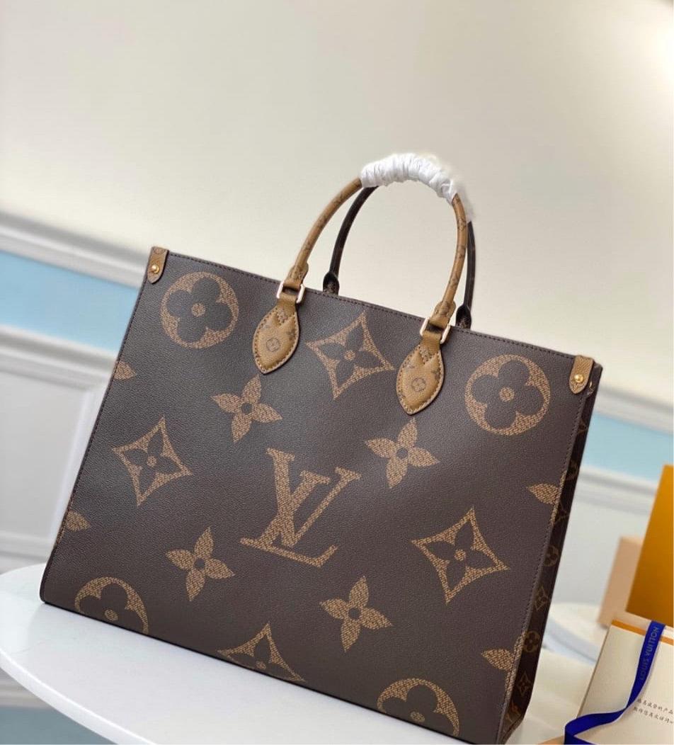 Louis Vuitton ON THE GO GM