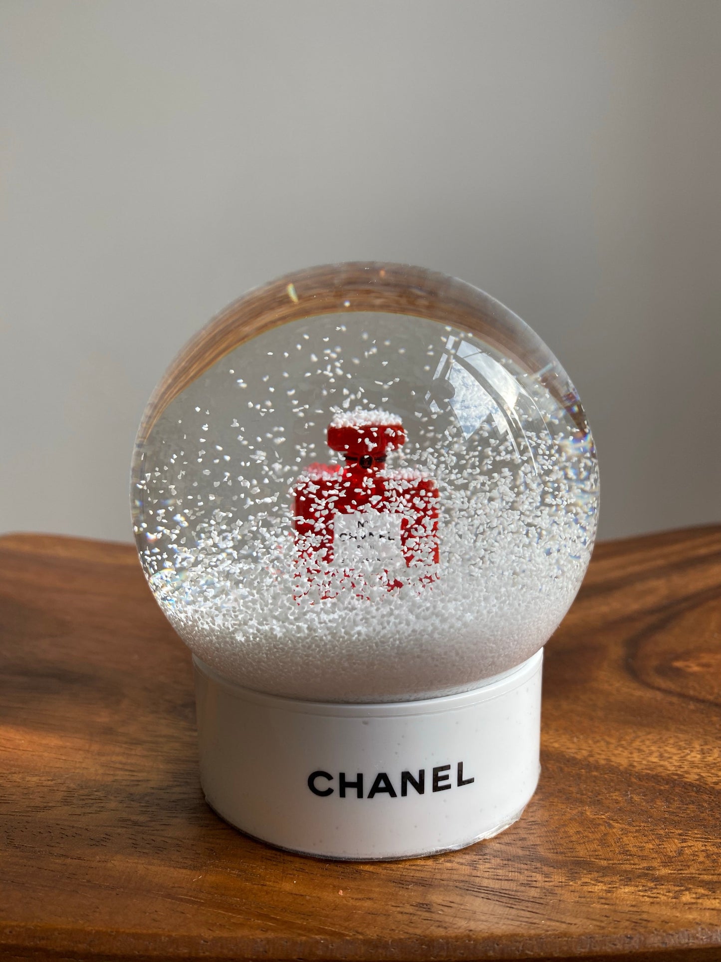 Chanel | Snow Globe Red Perfume | Medium