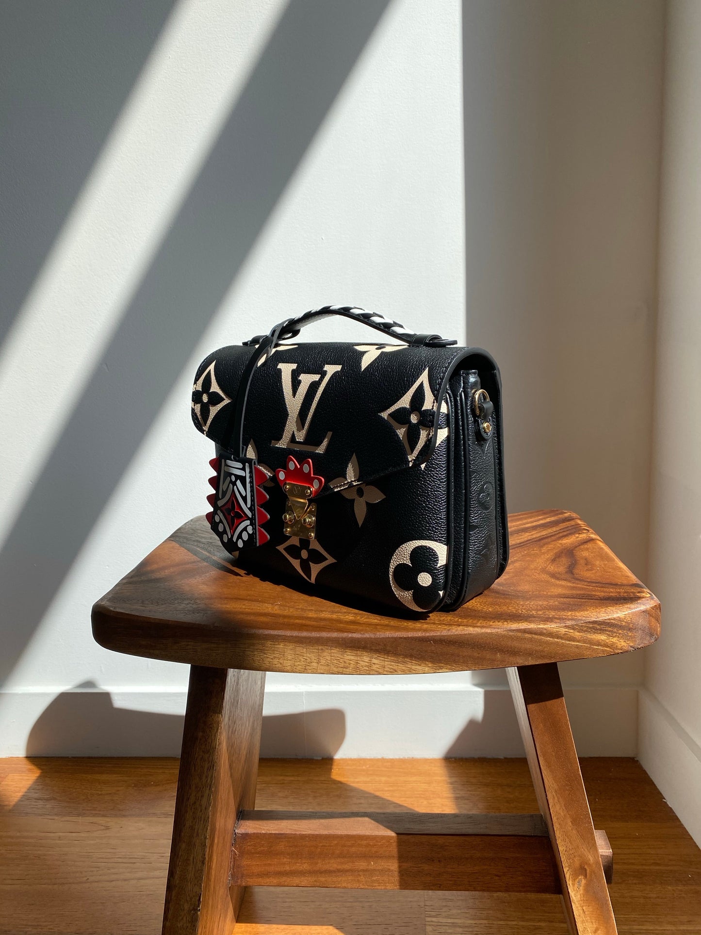 Louis Vuitton LV Crafty Pochette Metis M45385