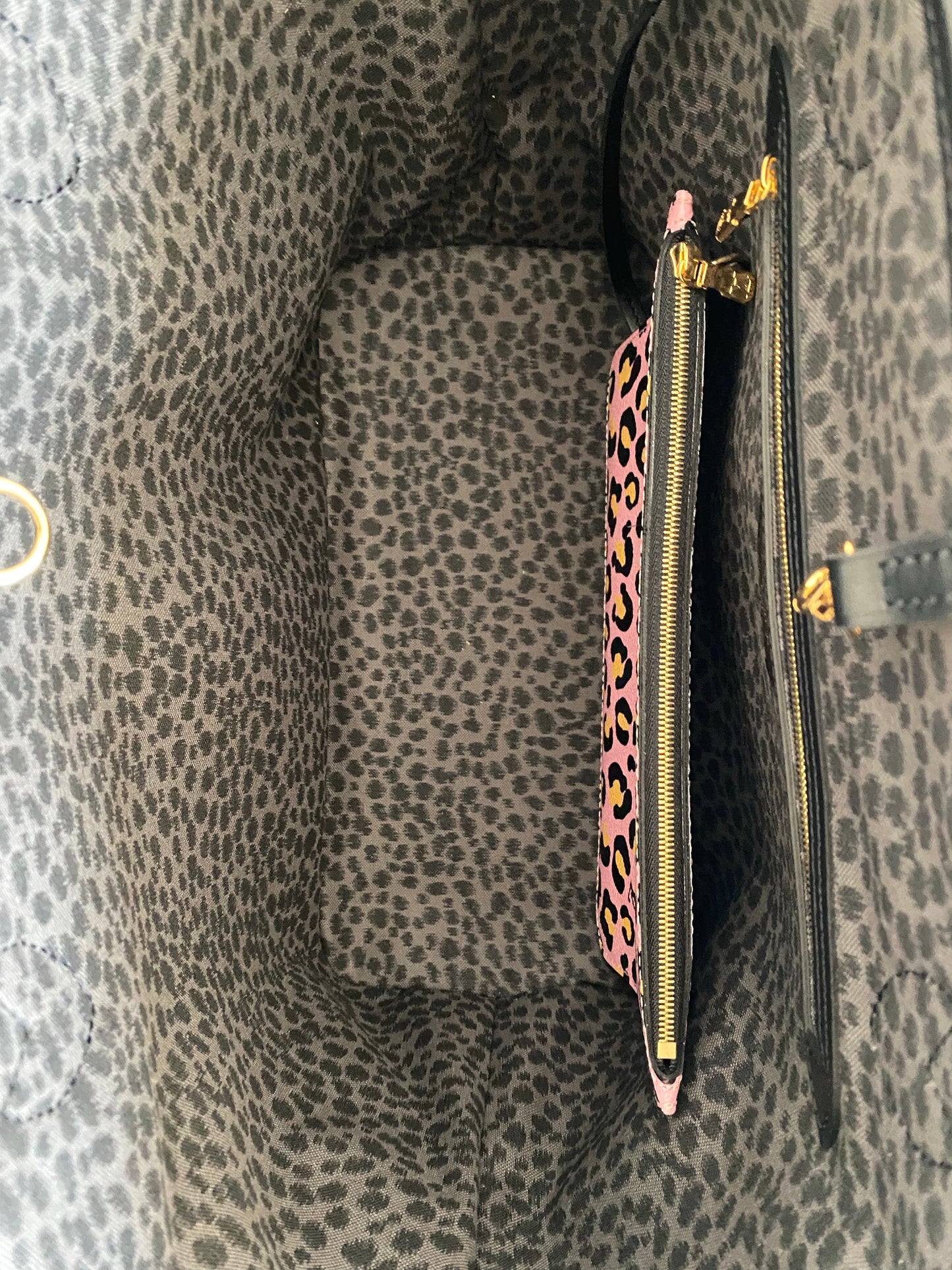 Louis Vuitton Neverfull Wild at Heart illustration M45818