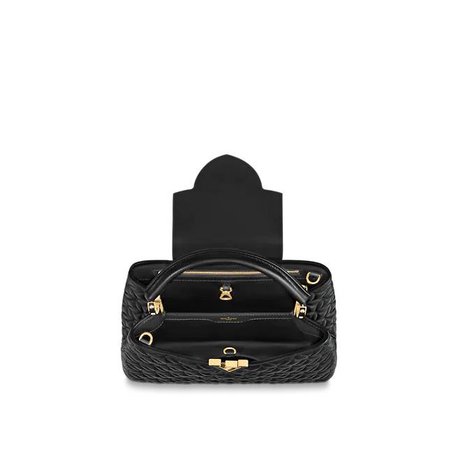 Louis Vuitton CAPUCINES MM