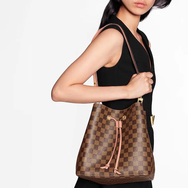 Louis Vuitton NÉONOÉ MM